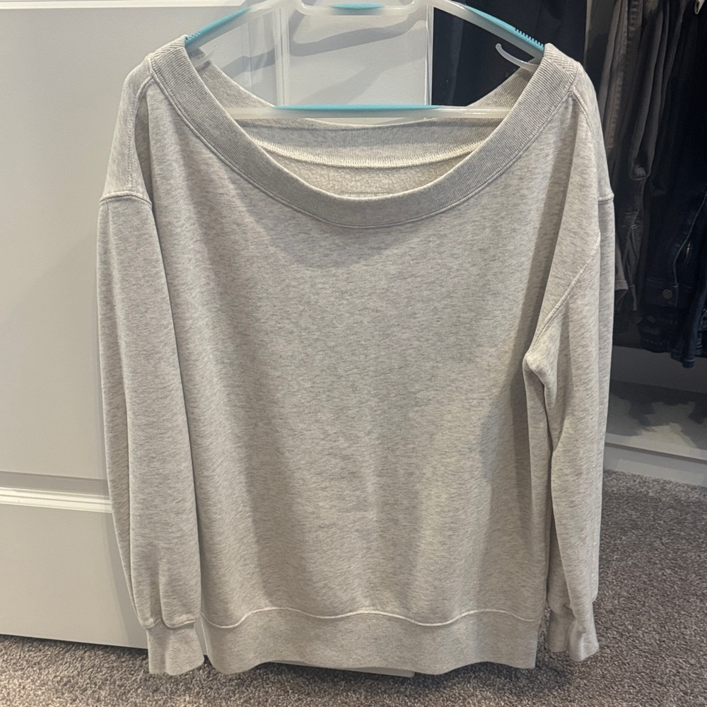 Abercrombie & Fitch Light Gray Off-the-Shoulder Sweater